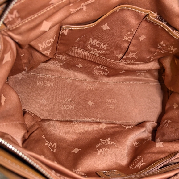 ❤️MCM shoulder Princess Lion Leather Cognac Hand bag Shoulder Purse C2806❤️ - Picture 8 of 11